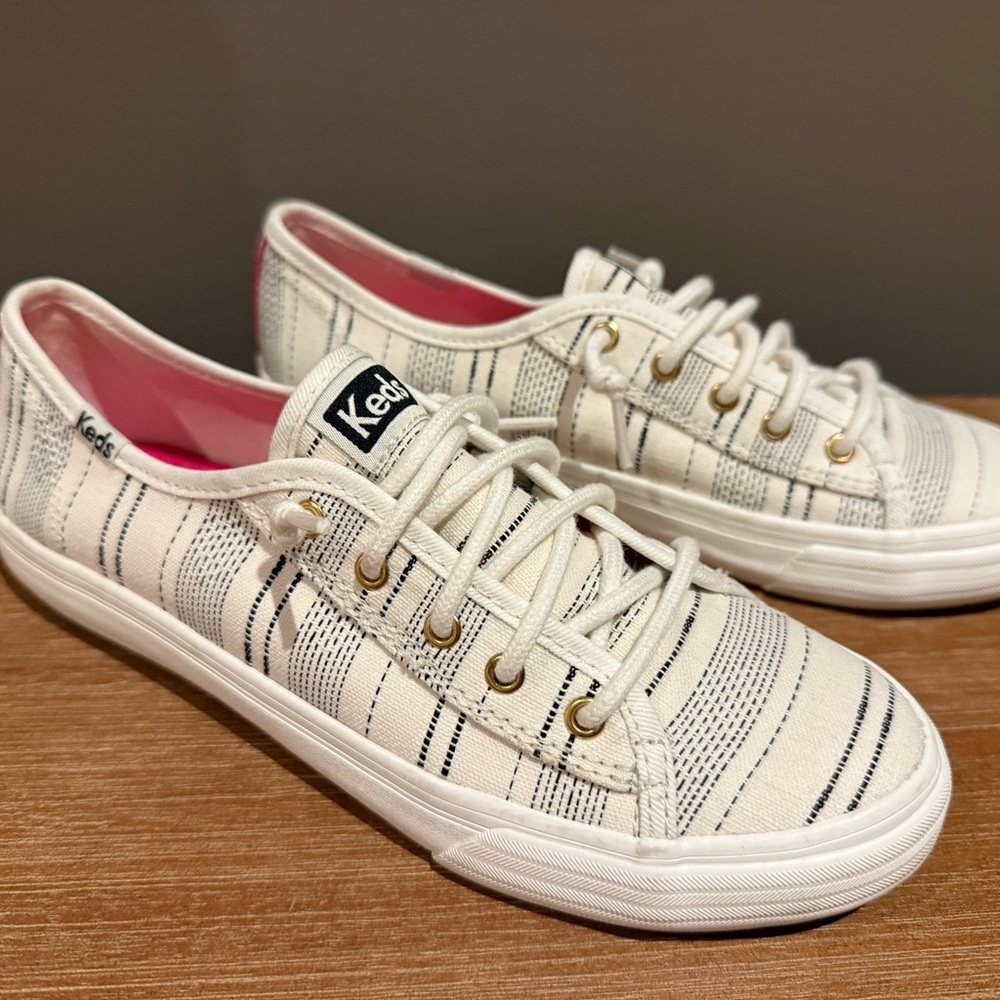 Keds size 4M double up Striped Canvas Sneakers - Cream and Black